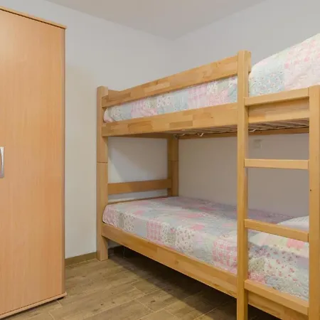 Apartment Ferienwohnung Fuer 7 Personen Ca 90 Qm In Stankovic Bei Orebic, Dalmatien Sueddalmatien *