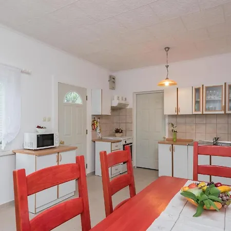 Ferienwohnung Fuer 7 Personen Ca 90 Qm In Stankovic Bei Orebic, Dalmatien Sueddalmatien