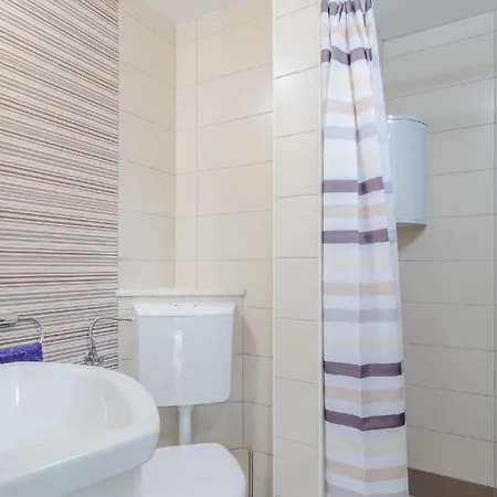 Ferienwohnung Fuer 7 Personen Ca 90 Qm In Stankovic Bei Orebic, Dalmatien Sueddalmatien * Jurjevic