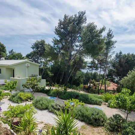 Apartment Ferienwohnung Fuer 7 Personen Ca 90 Qm In Stankovic Bei Orebic, Dalmatien Sueddalmatien Jurjevic